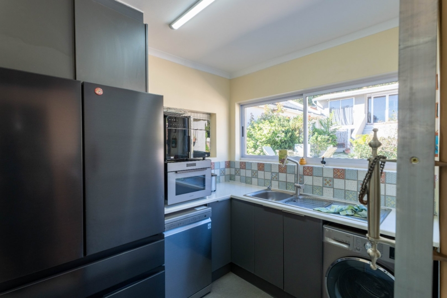 3 Bedroom Property for Sale in Mountainside Western Cape